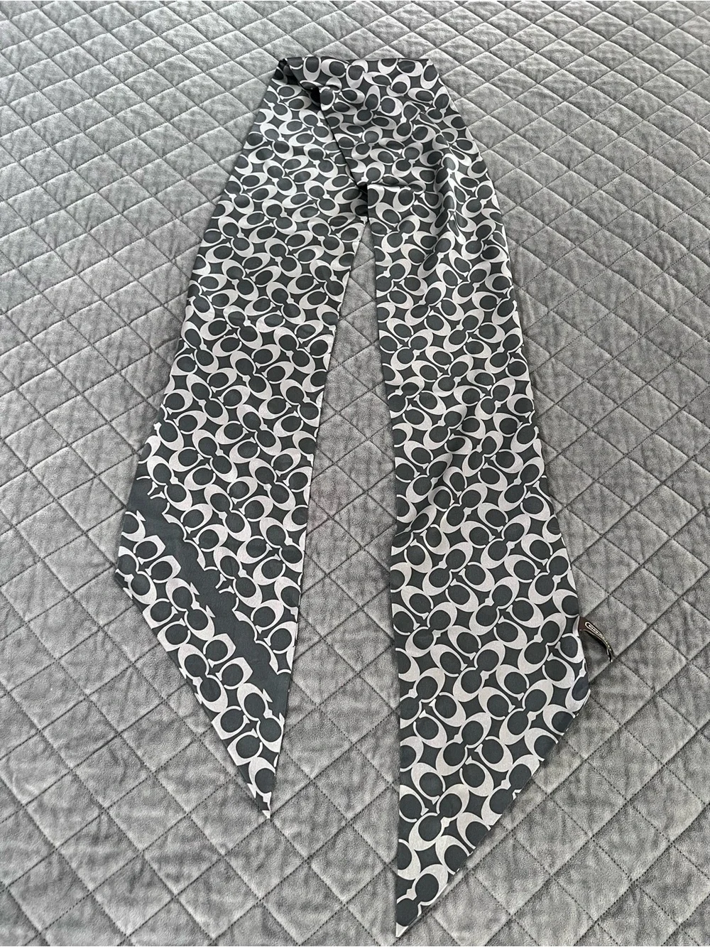Coach Large Head Band Silk Scarf Wrap Monogram Navy Blue Purse Bow T